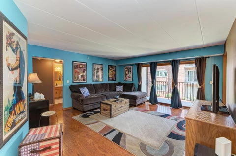Tiny photo for 9420 S Melvina Avenue #2NW, Oak Lawn, IL 60453 (MLS # 12687019)