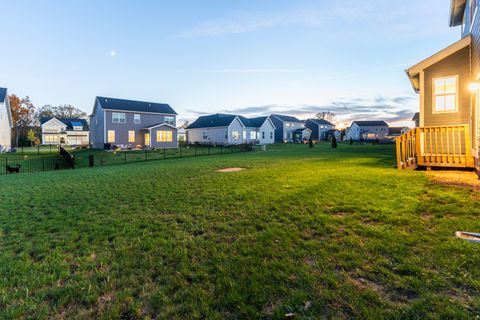 Tiny photo for 3547 Doral Drive, Elgin, IL 60124 (MLS # 12463455)