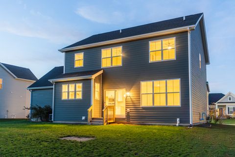 Tiny photo for 3547 Doral Drive, Elgin, IL 60124 (MLS # 12463455)