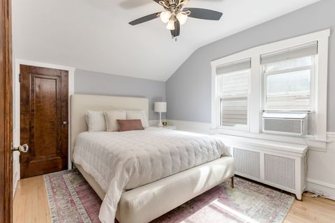 Tiny photo for 5706 N Moody Avenue, Chicago, IL 60646 (MLS # 12490226)