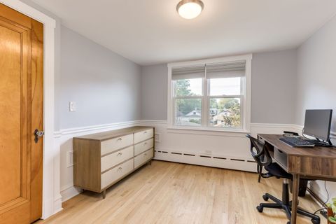 Tiny photo for 5706 N Moody Avenue, Chicago, IL 60646 (MLS # 12490226)