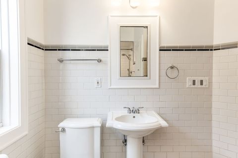 Tiny photo for 5706 N Moody Avenue, Chicago, IL 60646 (MLS # 12490226)