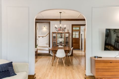 Tiny photo for 5706 N Moody Avenue, Chicago, IL 60646 (MLS # 12490226)
