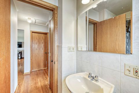 Tiny photo for 1605 W Fremont Street, Arlington Heights, IL 60005 (MLS # 12601219)