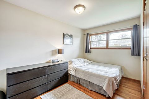 Tiny photo for 1605 W Fremont Street, Arlington Heights, IL 60005 (MLS # 12601219)