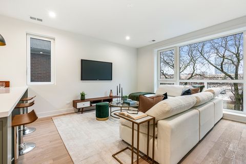 Tiny photo for 1107 W Vernon Park Place #2, Chicago, IL 60607 (MLS # 12593858)