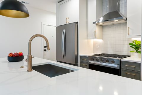 Tiny photo for 1107 W Vernon Park Place #2, Chicago, IL 60607 (MLS # 12593858)