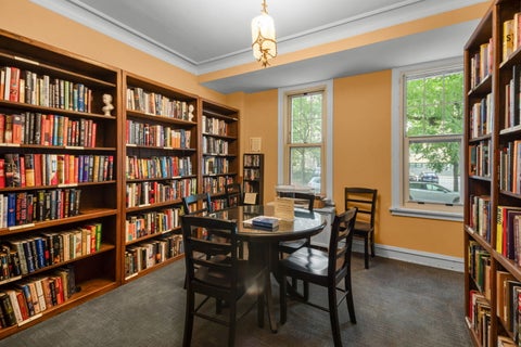 Tiny photo for 5000 S East End Avenue #2A, Chicago, IL 60615 (MLS # 12734841)