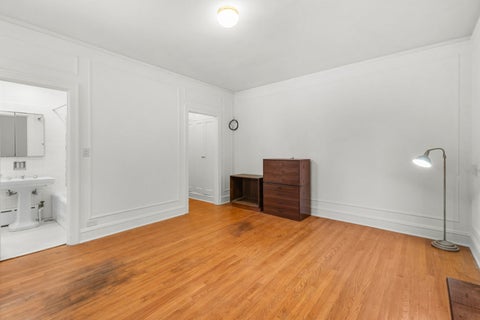 Tiny photo for 5000 S East End Avenue #2A, Chicago, IL 60615 (MLS # 12734841)