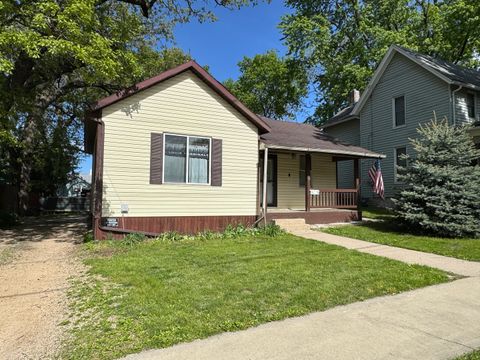 Tiny photo for 512 Highland Avenue, Dixon, IL 61021 (MLS # 12646980)