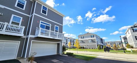 Tiny photo for 2227 Glacier Street, Mundelein, IL 60060 (MLS # 12602146)