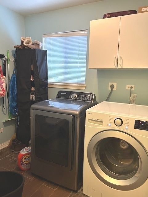 Tiny photo for 43 Augusta Drive, Streamwood, IL 60107 (MLS # 12548303)