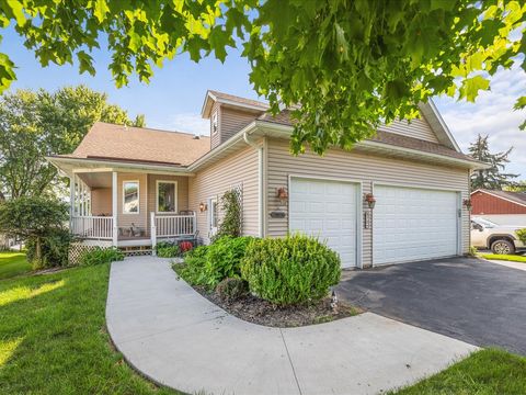 Photo of 870 Breckenboro Road, Davis, IL 61019 (MLS # 12593915)