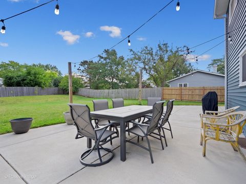 Tiny photo for 2011 Lancaster Lane, Wheaton, IL 60189 (MLS # 12471923)