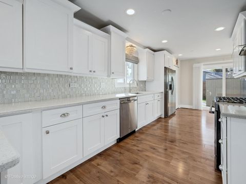 Tiny photo for 2011 Lancaster Lane, Wheaton, IL 60189 (MLS # 12471923)