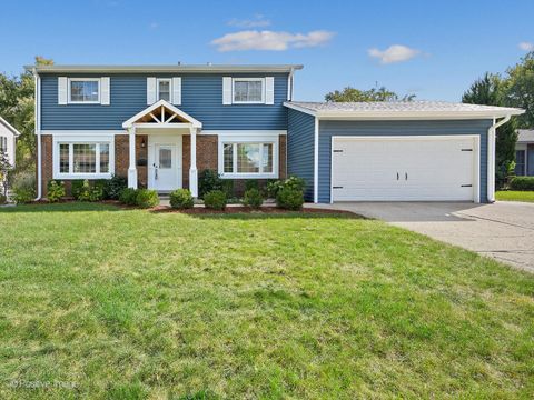 Photo of 2011 Lancaster Lane, Wheaton, IL 60189 (MLS # 12471923)