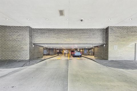 Tiny photo for 505 N Lake Shore Drive #2805, Chicago, IL 60611 (MLS # 12465696)