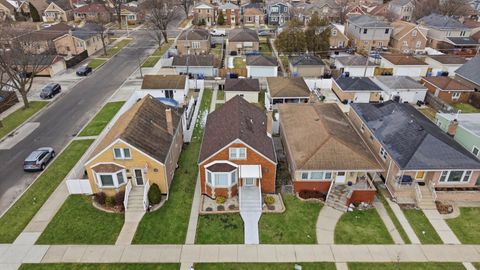 Tiny photo for 5254 S Melvina Avenue, Chicago, IL 60638 (MLS # 12572374)