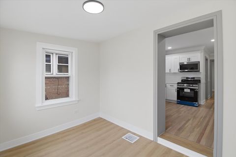 Tiny photo for 5254 S Melvina Avenue, Chicago, IL 60638 (MLS # 12572374)