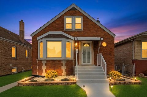 Tiny photo for 5254 S Melvina Avenue, Chicago, IL 60638 (MLS # 12572374)