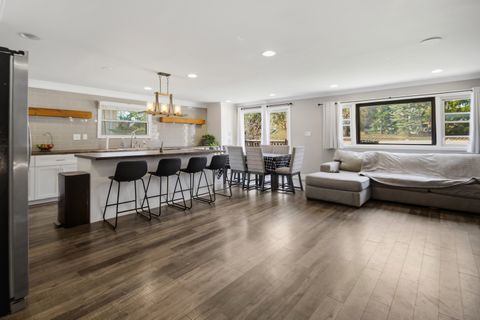 Tiny photo for 230 Millford Lane, Bloomingdale, IL 60108 (MLS # 12605696)