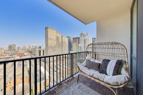 Tiny photo for 210 S Desplaines Street #2007, Chicago, IL 60661 (MLS # 12576682)