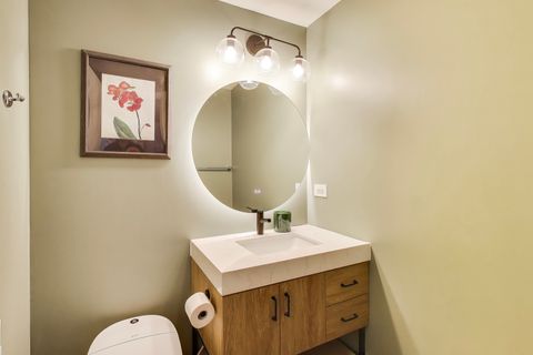 Tiny photo for 210 S Desplaines Street #2007, Chicago, IL 60661 (MLS # 12576682)