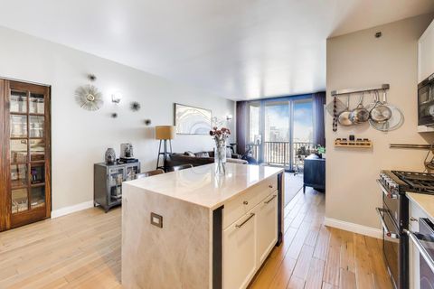 Tiny photo for 210 S Desplaines Street #2007, Chicago, IL 60661 (MLS # 12576682)