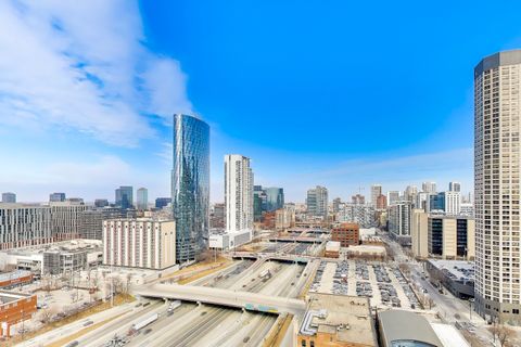 Tiny photo for 210 S Desplaines Street #2007, Chicago, IL 60661 (MLS # 12576682)