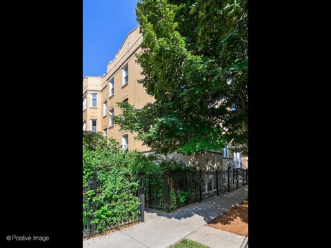 Photo of 1430 N Maplewood Avenue #201, Chicago, IL 60622 (MLS # 12750145)
