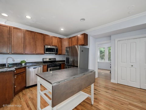 Tiny photo for 1430 N Maplewood Avenue #201, Chicago, IL 60622 (MLS # 12750145)