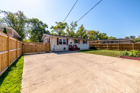 Tiny photo for 3048 189th Street, Lansing, IL 60438 (MLS # 12488995)