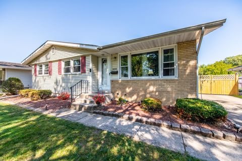 Tiny photo for 3048 189th Street, Lansing, IL 60438 (MLS # 12488995)