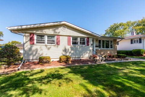 Tiny photo for 3048 189th Street, Lansing, IL 60438 (MLS # 12488995)