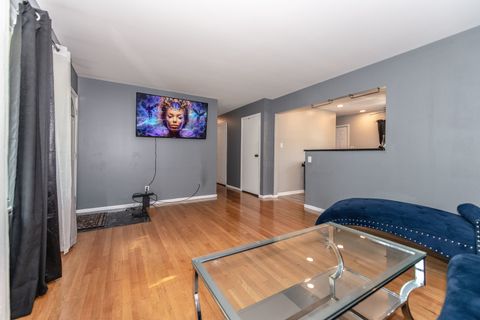 Tiny photo for 3048 189th Street, Lansing, IL 60438 (MLS # 12488995)