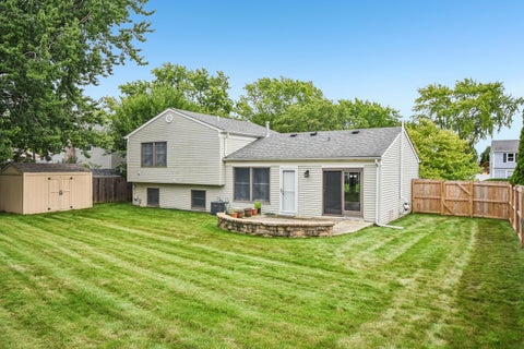 Tiny photo for 89 Foxcroft Road, Naperville, IL 60565 (MLS # 12769253)