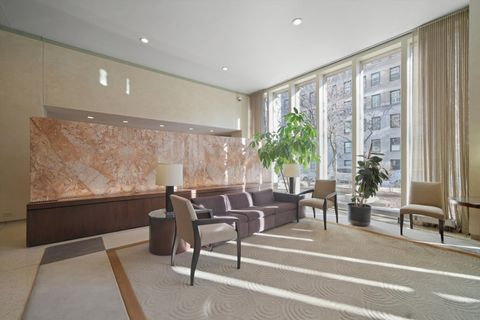 Tiny photo for 3550 N Lake Shore Drive #908, Chicago, IL 60657 (MLS # 12555076)