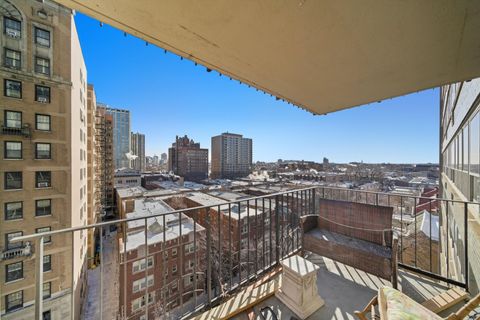 Tiny photo for 3550 N Lake Shore Drive #908, Chicago, IL 60657 (MLS # 12555076)