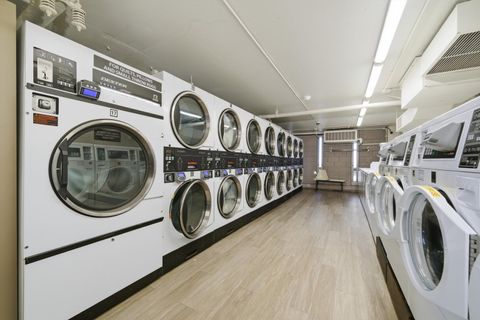 Tiny photo for 3550 N Lake Shore Drive #908, Chicago, IL 60657 (MLS # 12555076)