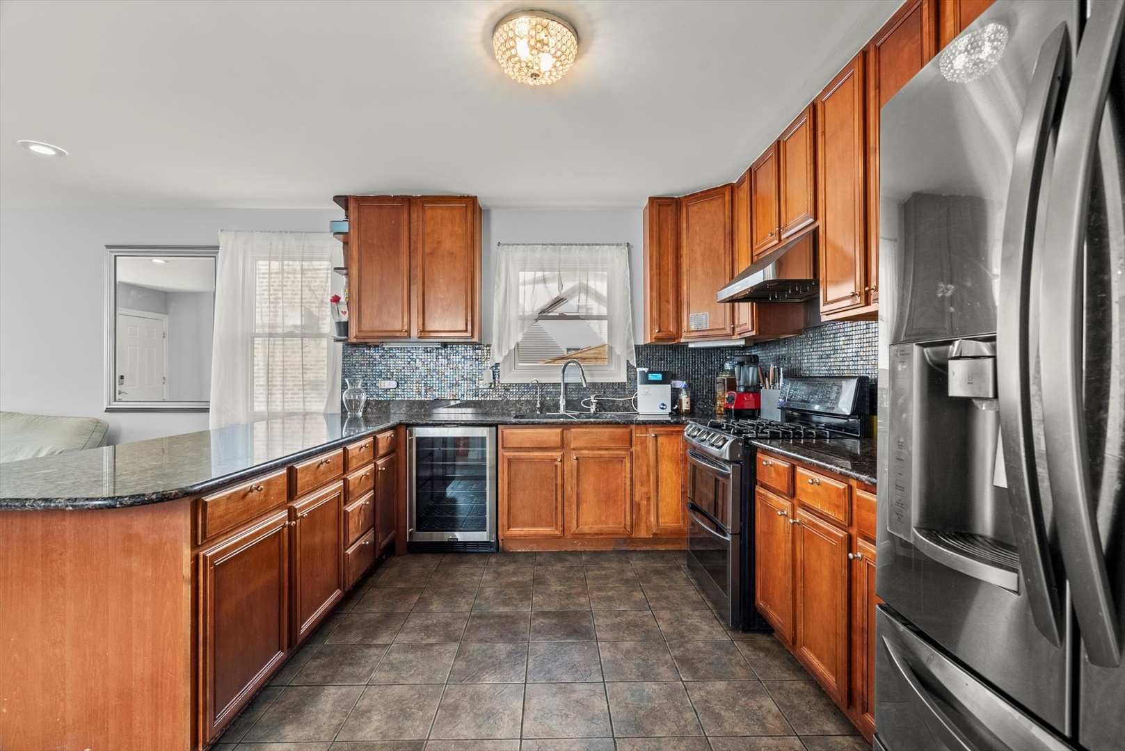 1024 W 18th Place