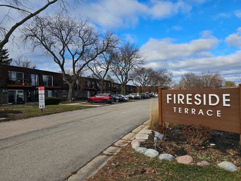 Tiny photo for 805 Grove Drive #206, Buffalo Grove, IL 60089 (MLS # 12546881)