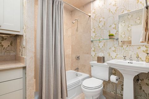 Tiny photo for 1000 N LAKE SHORE Plaza #39C, Chicago, IL 60611 (MLS # 12621256)