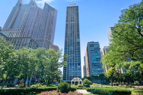 Tiny photo for 1000 N LAKE SHORE Plaza #39C, Chicago, IL 60611 (MLS # 12621256)