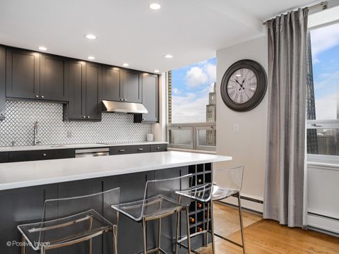 Tiny photo for 1000 N LAKE SHORE Plaza #39C, Chicago, IL 60611 (MLS # 12621256)