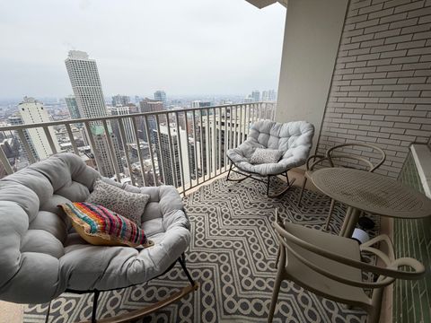 Tiny photo for 1000 N LAKE SHORE Plaza #39C, Chicago, IL 60611 (MLS # 12621256)