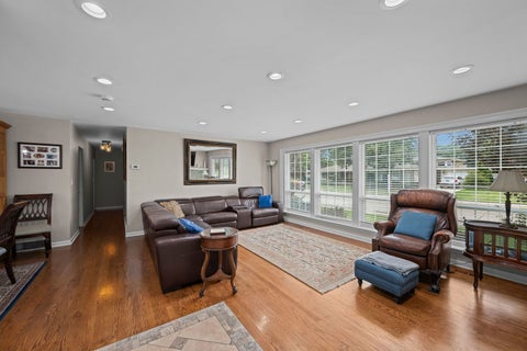 Tiny photo for 6301 N Keating Avenue, Chicago, IL 60646 (MLS # 12722879)