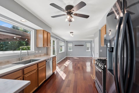 Tiny photo for 36253 N Bridlewood Avenue, Gurnee, IL 60031 (MLS # 12759007)