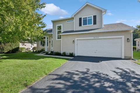 Photo of 36253 N Bridlewood Avenue, Gurnee, IL 60031 (MLS # 12759007)