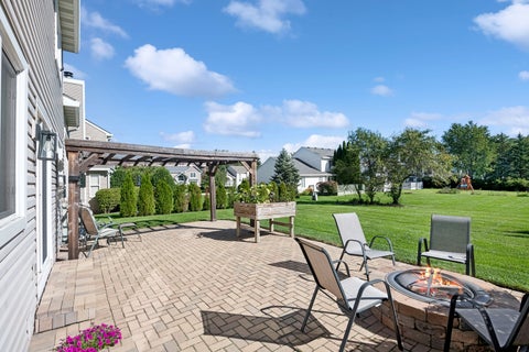 Tiny photo for 36253 N Bridlewood Avenue, Gurnee, IL 60031 (MLS # 12759007)