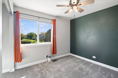 Tiny photo for 36253 N Bridlewood Avenue, Gurnee, IL 60031 (MLS # 12759007)